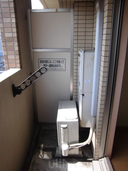 バルコニー　※別のお部屋の写真です