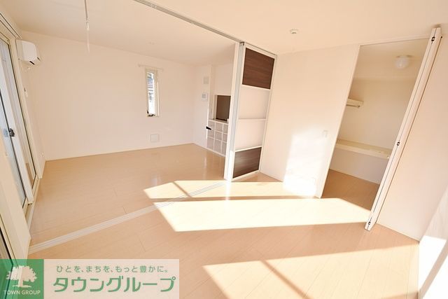 居室・リビング　現地待ち合わせ歓迎♪お問合せはタウンハウジング千葉店まで！