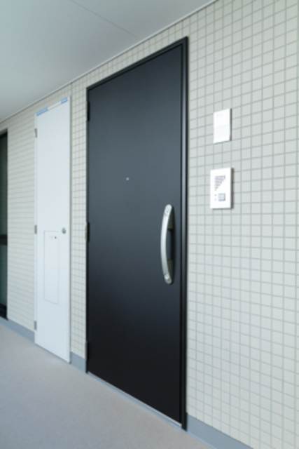 玄関　※写真は同タイプ住戸です。