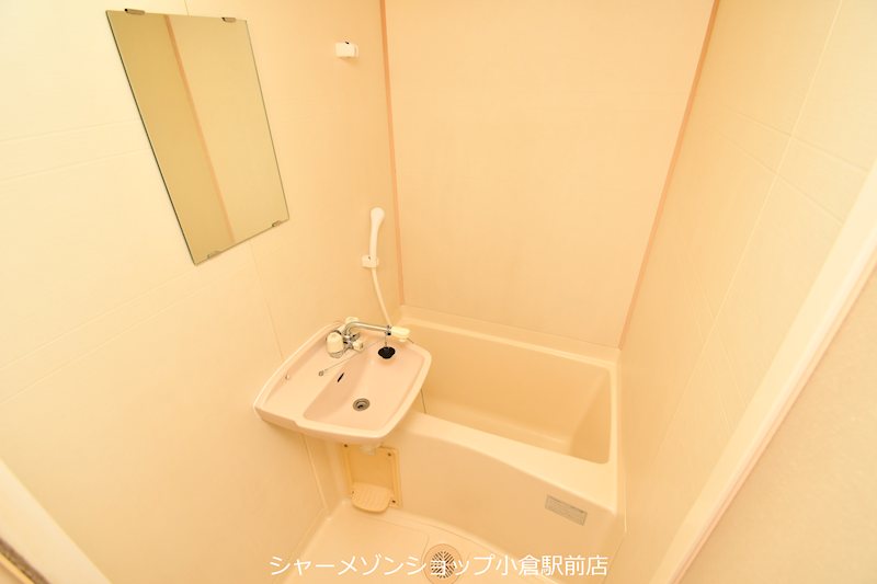 バス・シャワールーム　※イメージ写真となるため、現況と異なる場合は現況を優先します