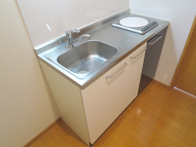 キッチン　清潔感のあるお料理のしやすいキッチンです♪