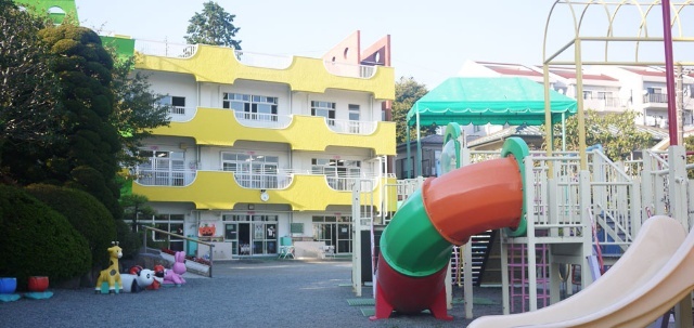 幼稚園・保育園　荻窪保育園（幼稚園・保育園）まで900m
