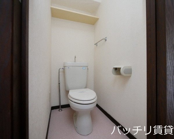 トイレ　別号室写真の為、現状優先。