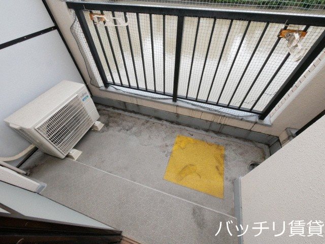 バルコニー　別号室写真の為、現状優先。