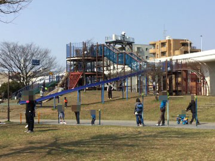公園　蒔田公園（公園）まで296m