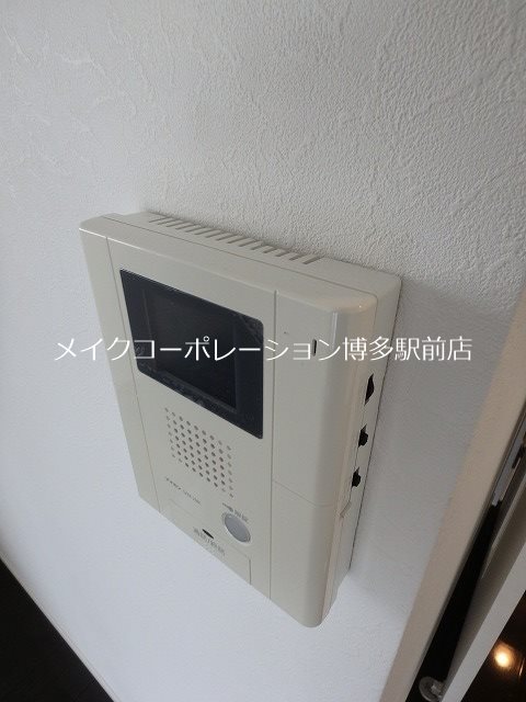 セキュリティ　※別部屋写真参考（フローリング白色）