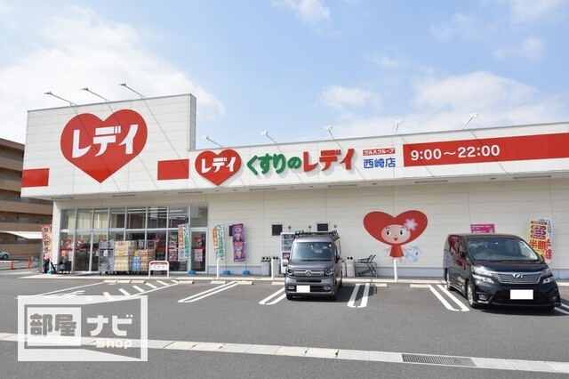 コンビニ　ファミリーマート高柳西町店（コンビニ）まで495m