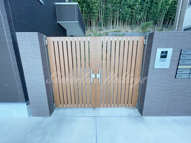 エントランス　オートロック完備のエントランス♪