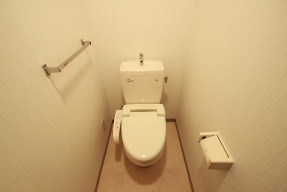 トイレ　※別部屋の写真です