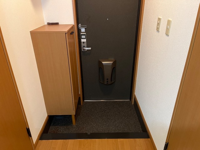 玄関　シューズボックス