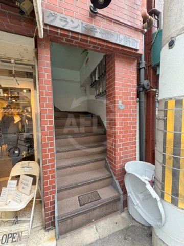 エントランス　グランドキャナル新町　エントランス