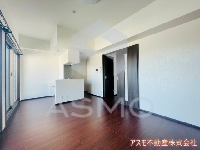 居室・リビング　同マンション別部屋　参考写真