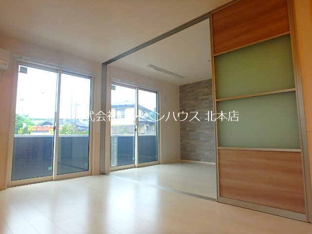 その他　同間取り別部屋参考写真です