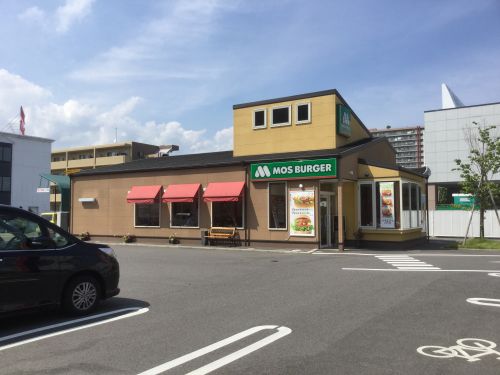 飲食店　モスバーガー大津堅田店（飲食店）まで577m