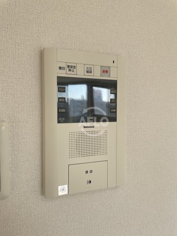セキュリティ　ルクレ西長堀　モニター付きインターホン