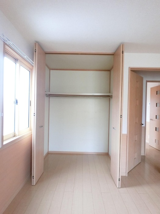 収納　図面と現状に相違がある場合には現状を優先