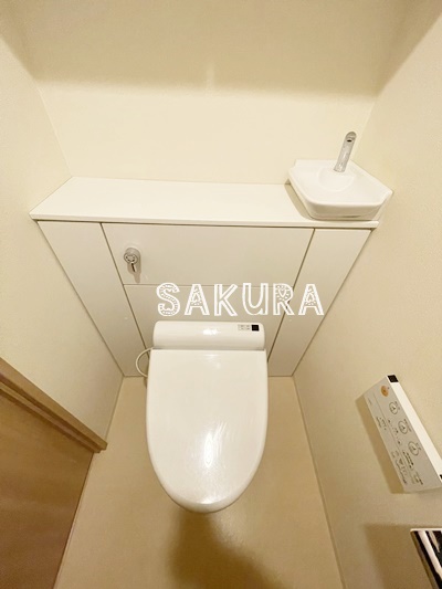 トイレ　嬉しい温水洗浄便座♪