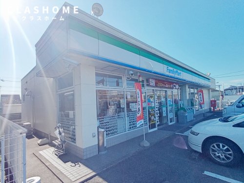 コンビニ　ファミリーマート 碧南伏見屋店（コンビニ）まで2051m