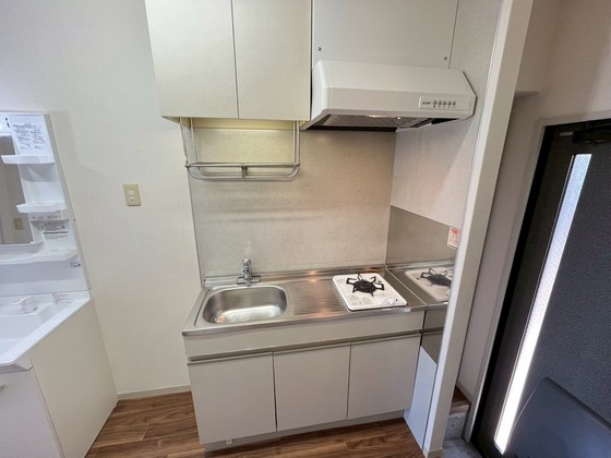 キッチン　※別部屋の写真です