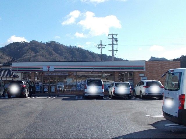 コンビニ　セブンイレブン信楽長野店（コンビニ）まで187m