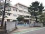 小学校　川崎市立梶ヶ谷小学校（小学校）まで697m