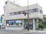銀行　伊予銀行道後支店（銀行）まで450m