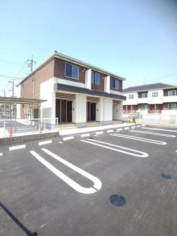 駐車場　駐車スペースもあります
