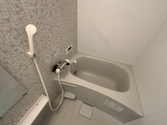 セブンプロート三滝本町の風呂写真