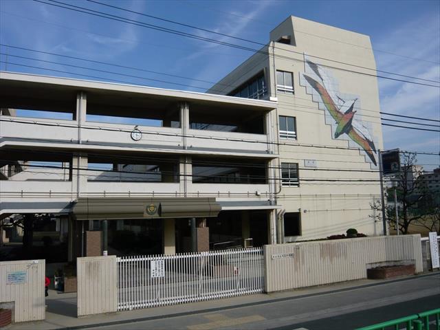 中学校　茨木市立天王中学校（中学校）まで401m