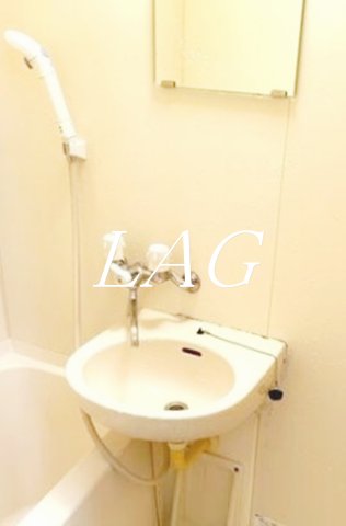 洗面設備　洗面台です。