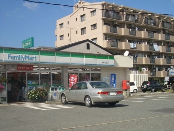コンビニ　ファミリーマート松崎二丁目店（コンビニ）まで1342m