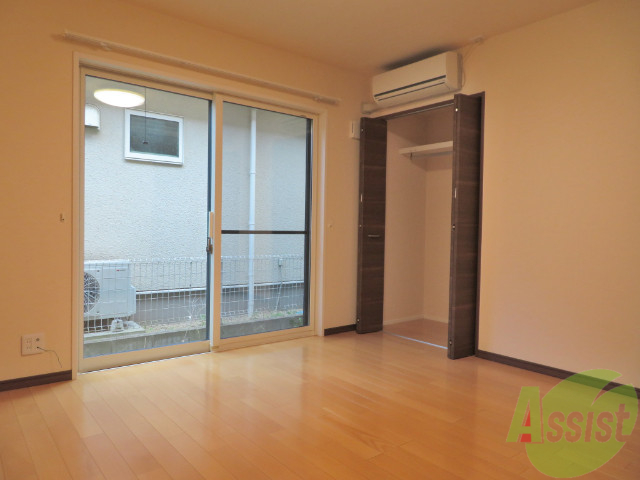 その他部屋・スペース　１階のお部屋は、収納も付いており住みやすそうです