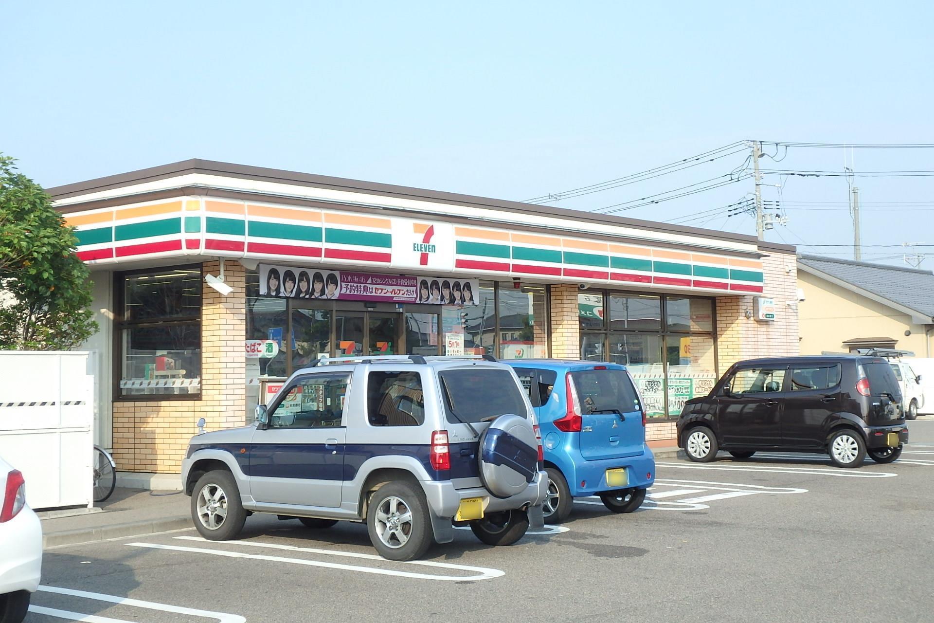 コンビニ　セブンイレブン新潟坂井東4丁目店（コンビニ）まで960m