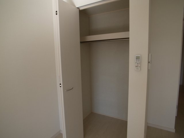 収納　クローゼット。