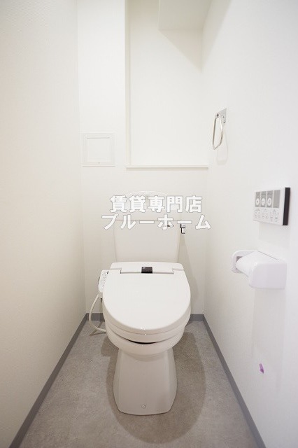 トイレ　ウォシュレット付き！