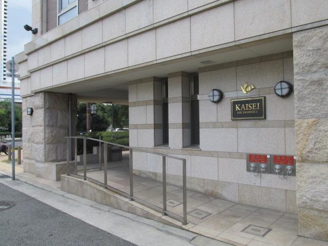エントランス　さすが分譲マンションですね、、、
