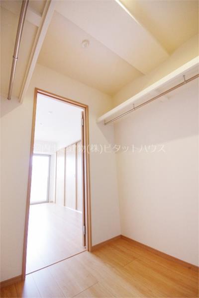 収納　ウォークインクローゼット