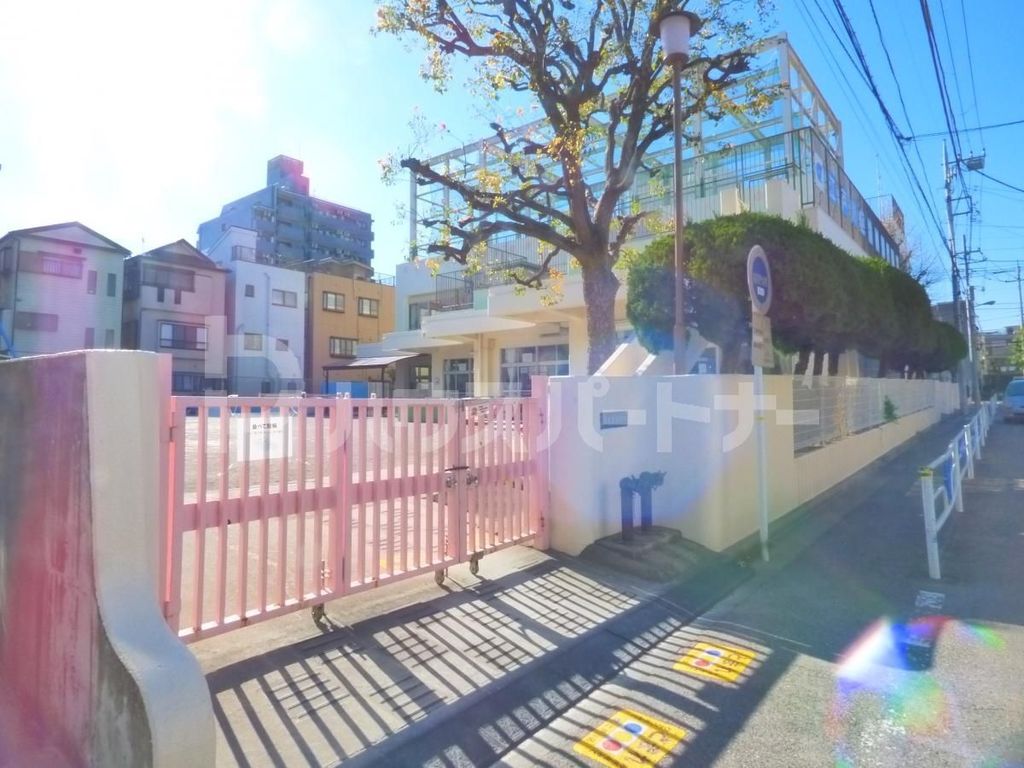 幼稚園・保育園　南篠崎保育園（幼稚園・保育園）まで370m