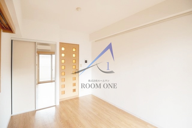 居室・リビング　洋室のお部屋です。