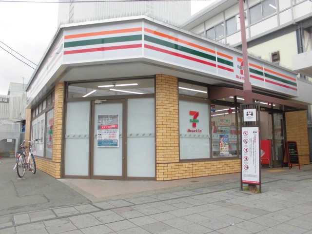 コンビニ　セブンイレブンハートインJR山科駅前店（コンビニ）まで349m
