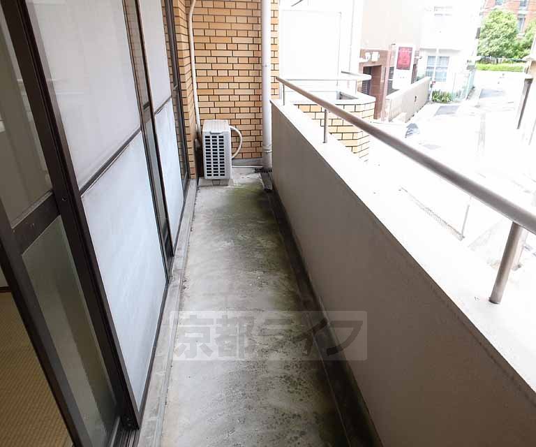 バルコニー　日当たりの良いベランダです・