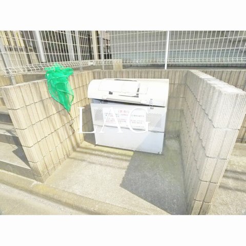 その他共有部分　共用ゴミ置き場です。