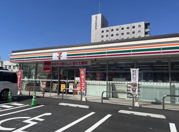 コンビニ　セブンイレブン 熊谷筑波店（コンビニ）まで1131m