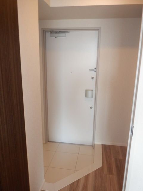 玄関　同タイプ部屋　参考写真です