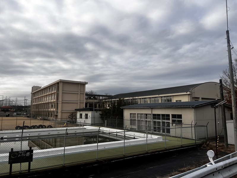 小学校　加古川市立神野小学校（小学校）まで940m