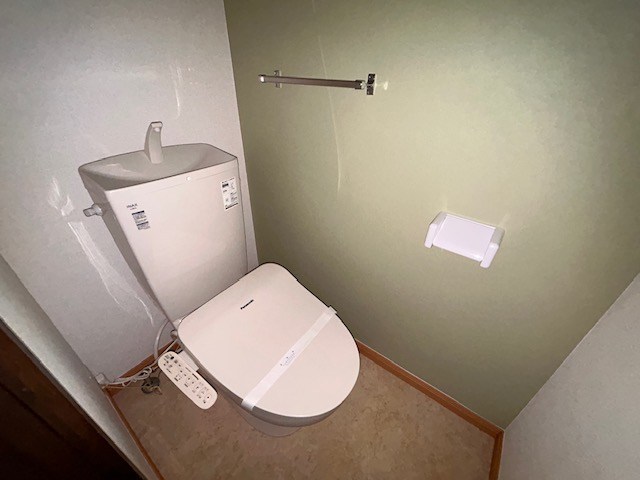 ホワイトレジデンスのトイレ写真