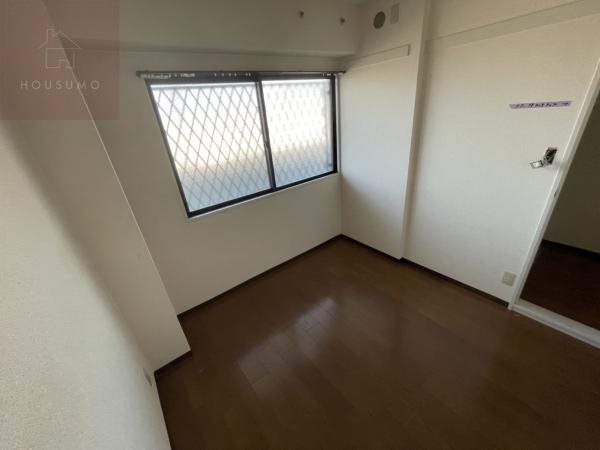 その他部屋・スペース　使い勝手のいい寝室です