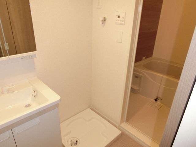 その他設備　同型の部屋の写真を使用しております。