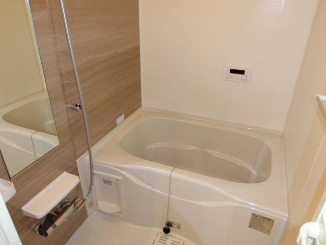 バス・シャワールーム　同型の部屋の写真を使用しております。