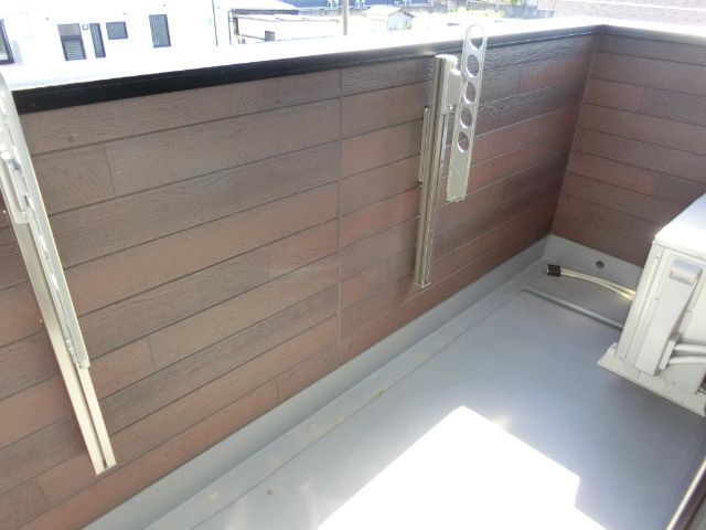 バルコニー　同型の部屋の写真を使用しております。